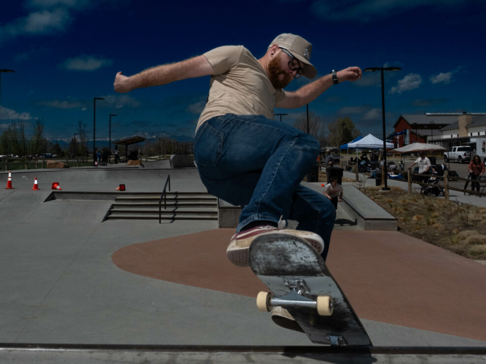 Skater captured with high speed flash
